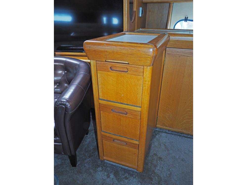 Salon, Innenausstattung